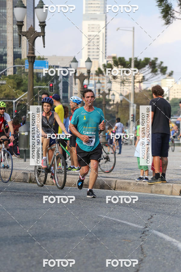 Buy your photos of the eventMeia Maratona Internacional de Curitiba 2018 on Fotop