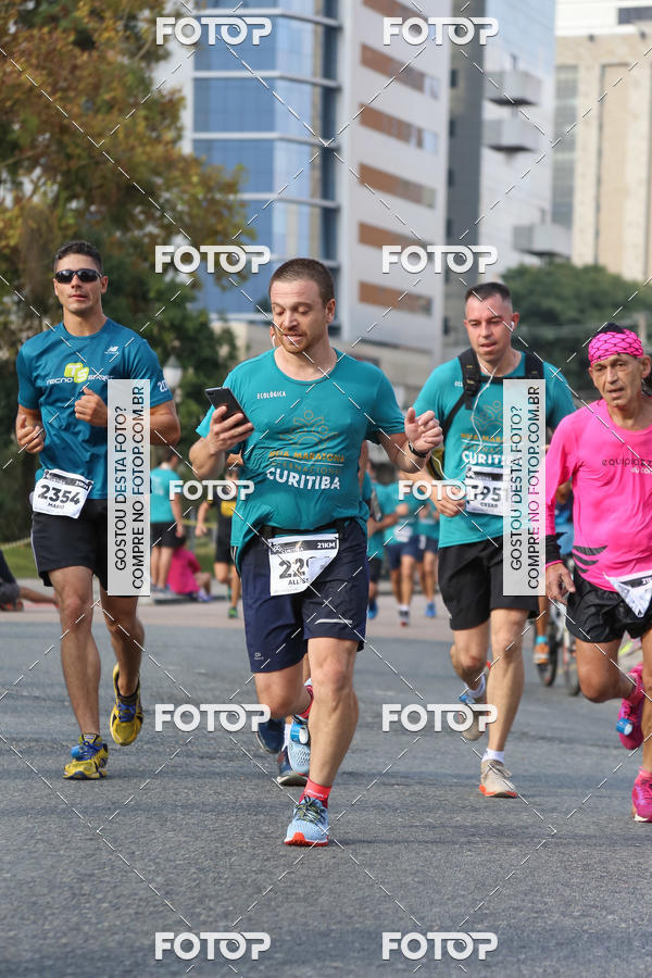 Buy your photos of the eventMeia Maratona Internacional de Curitiba 2018 on Fotop