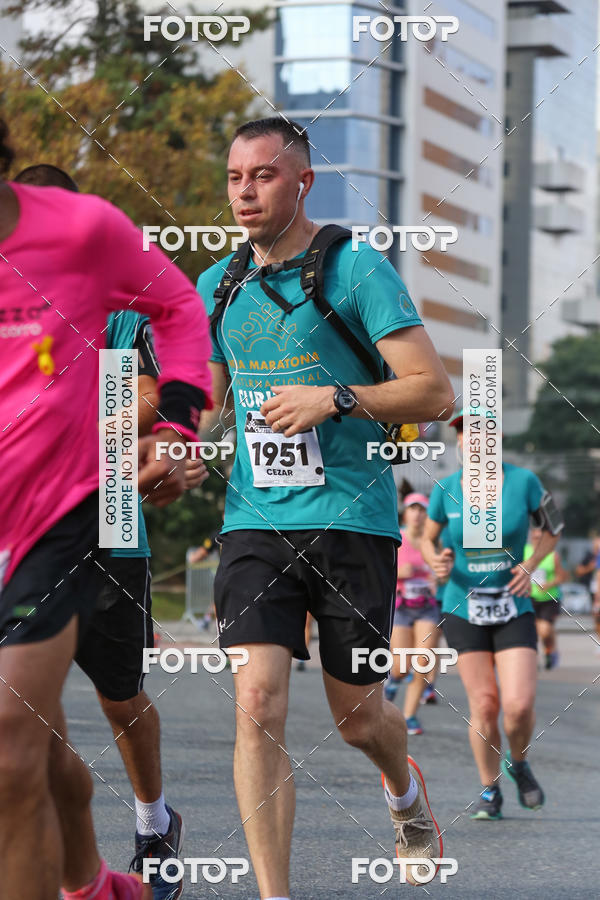 Buy your photos of the eventMeia Maratona Internacional de Curitiba 2018 on Fotop