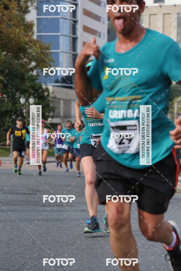 Buy your photos of the eventMeia Maratona Internacional de Curitiba 2018 on Fotop