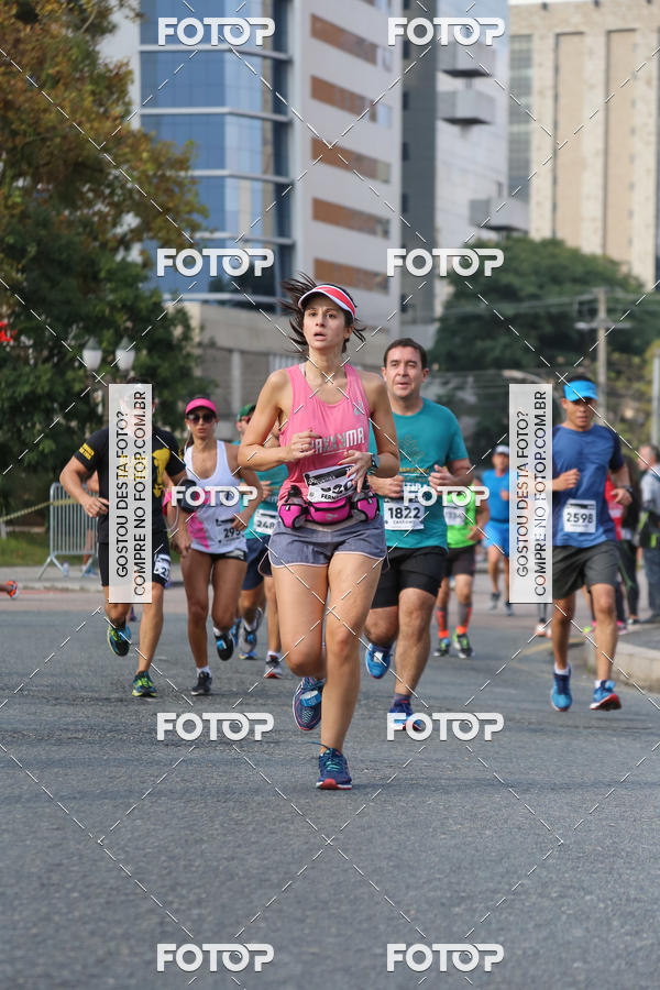 Buy your photos of the eventMeia Maratona Internacional de Curitiba 2018 on Fotop