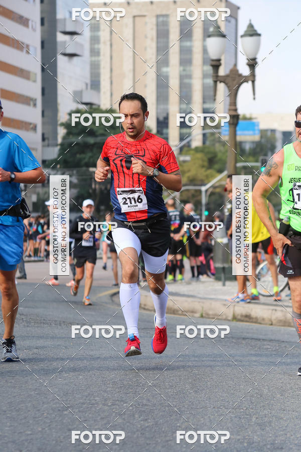 Buy your photos of the eventMeia Maratona Internacional de Curitiba 2018 on Fotop