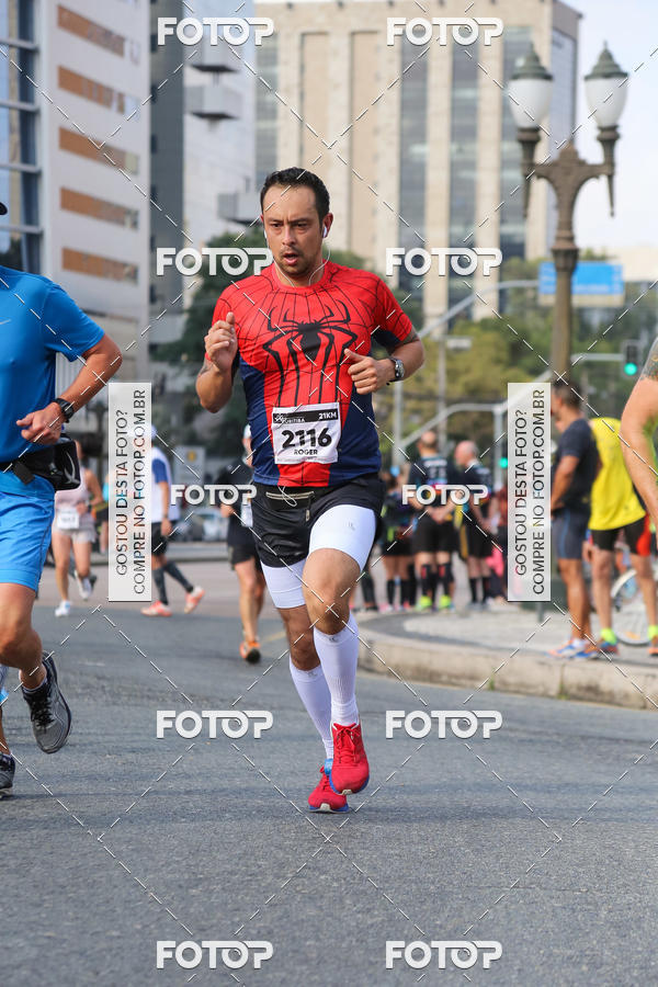 Buy your photos of the eventMeia Maratona Internacional de Curitiba 2018 on Fotop
