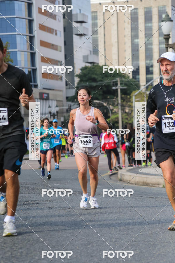 Buy your photos of the eventMeia Maratona Internacional de Curitiba 2018 on Fotop