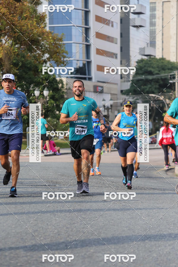 Buy your photos of the eventMeia Maratona Internacional de Curitiba 2018 on Fotop