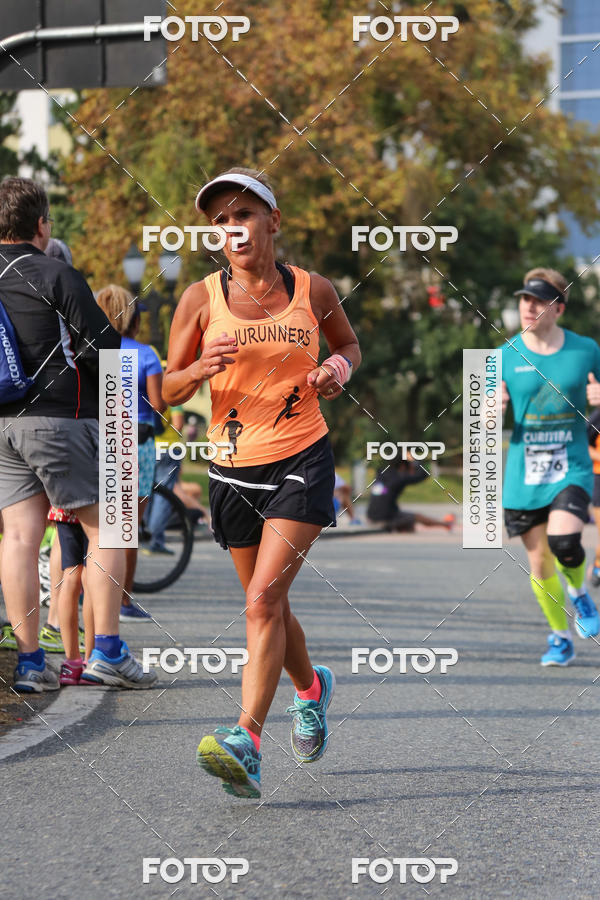 Buy your photos of the eventMeia Maratona Internacional de Curitiba 2018 on Fotop