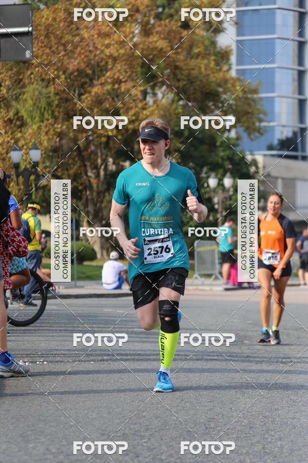 Buy your photos of the eventMeia Maratona Internacional de Curitiba 2018 on Fotop
