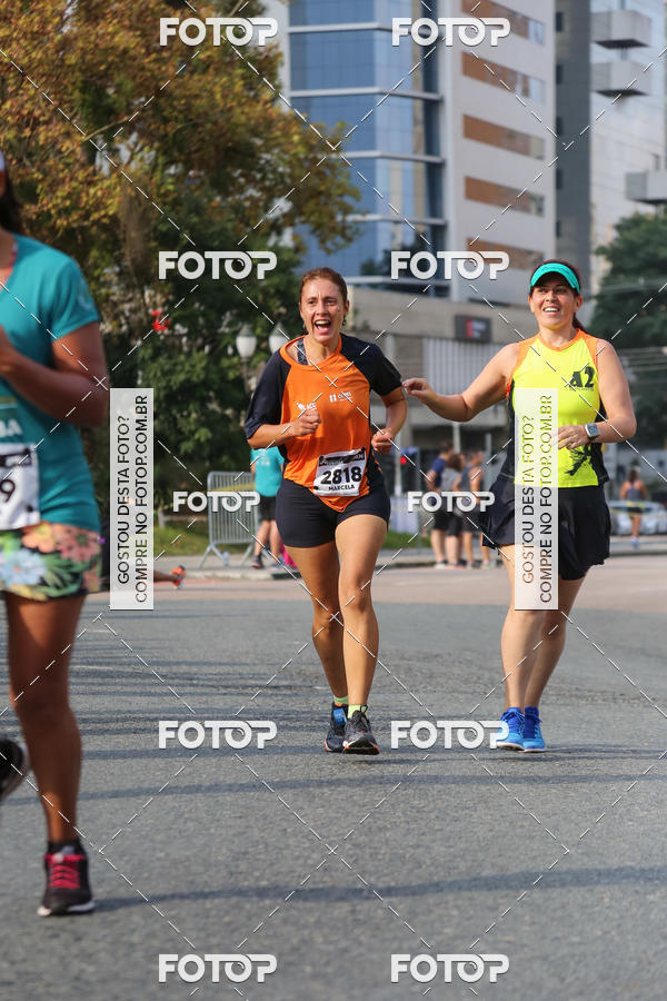 Buy your photos of the eventMeia Maratona Internacional de Curitiba 2018 on Fotop