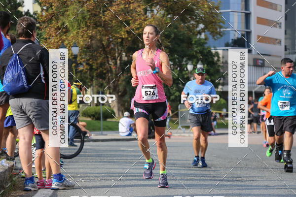 Buy your photos of the eventMeia Maratona Internacional de Curitiba 2018 on Fotop