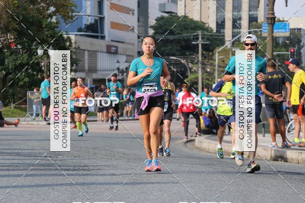 Buy your photos of the eventMeia Maratona Internacional de Curitiba 2018 on Fotop