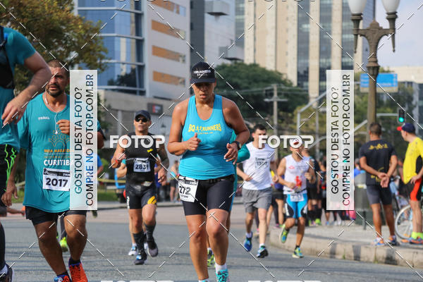 Buy your photos of the eventMeia Maratona Internacional de Curitiba 2018 on Fotop