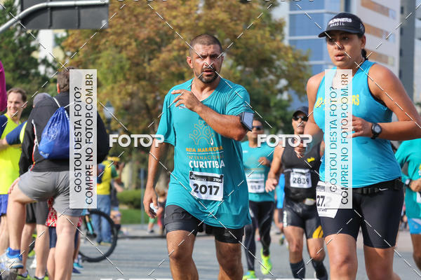 Buy your photos of the eventMeia Maratona Internacional de Curitiba 2018 on Fotop