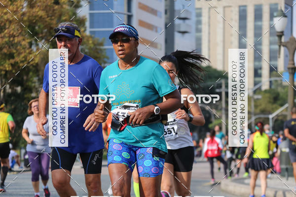 Buy your photos of the eventMeia Maratona Internacional de Curitiba 2018 on Fotop