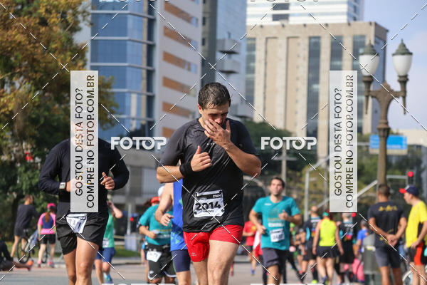 Buy your photos of the eventMeia Maratona Internacional de Curitiba 2018 on Fotop