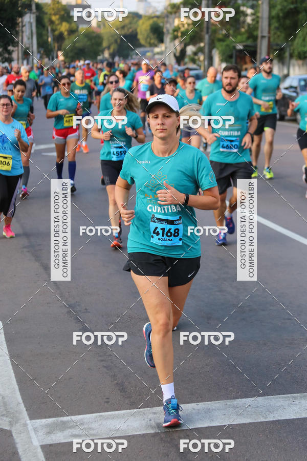 Buy your photos of the eventMeia Maratona Internacional de Curitiba 2018 on Fotop