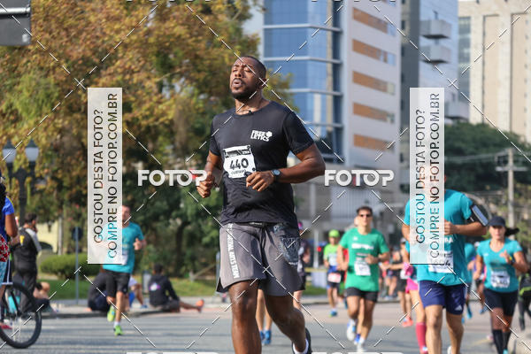 Buy your photos of the eventMeia Maratona Internacional de Curitiba 2018 on Fotop