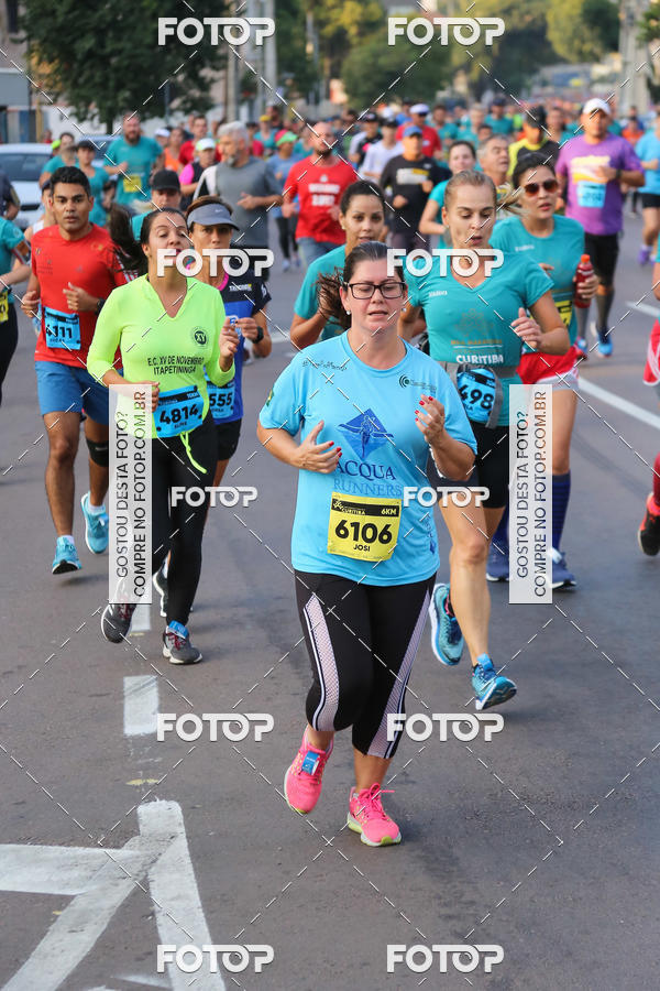 Buy your photos of the eventMeia Maratona Internacional de Curitiba 2018 on Fotop