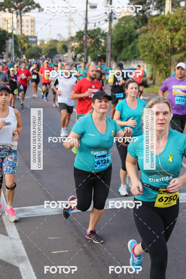 Buy your photos of the eventMeia Maratona Internacional de Curitiba 2018 on Fotop