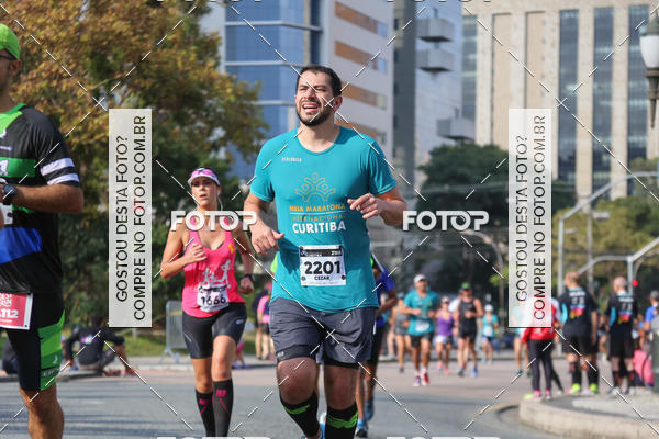 Buy your photos of the eventMeia Maratona Internacional de Curitiba 2018 on Fotop