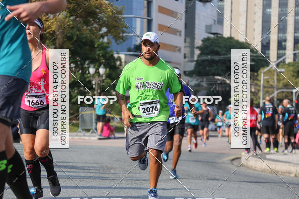 Buy your photos of the eventMeia Maratona Internacional de Curitiba 2018 on Fotop
