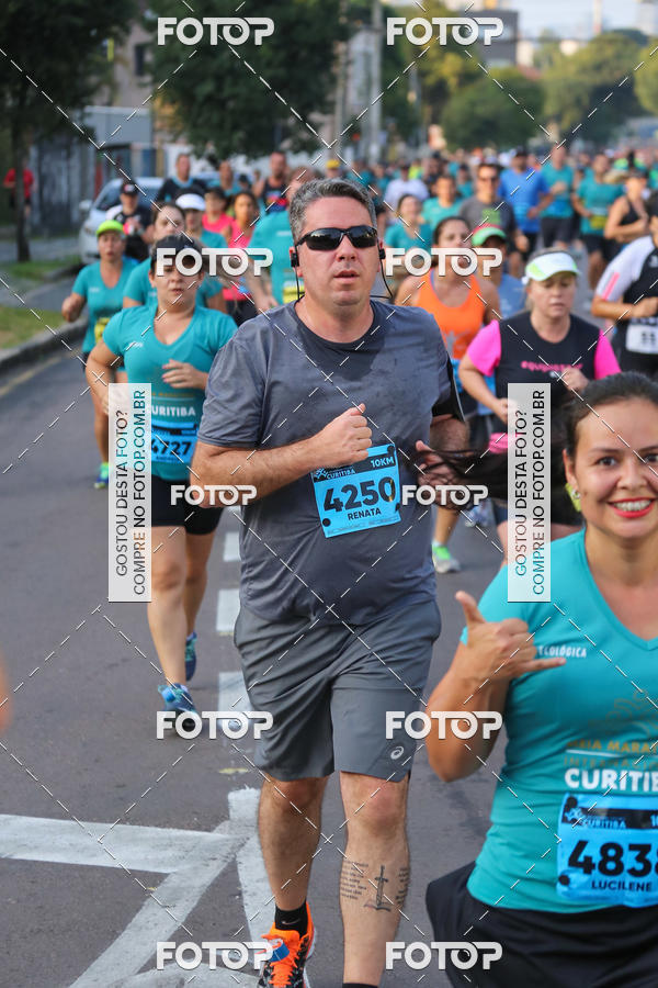 Buy your photos of the eventMeia Maratona Internacional de Curitiba 2018 on Fotop