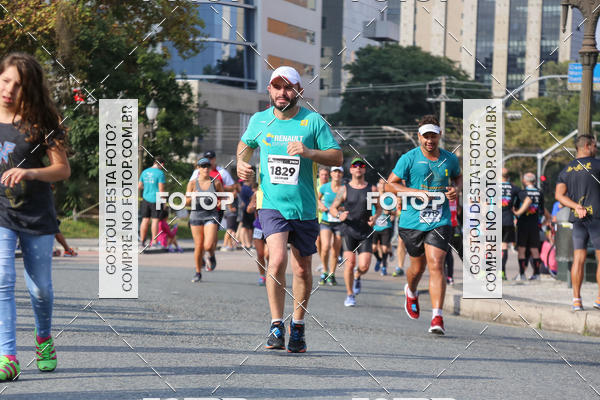 Buy your photos of the eventMeia Maratona Internacional de Curitiba 2018 on Fotop