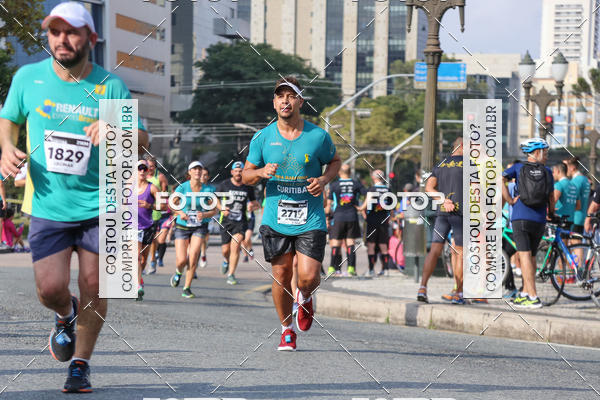 Buy your photos of the eventMeia Maratona Internacional de Curitiba 2018 on Fotop