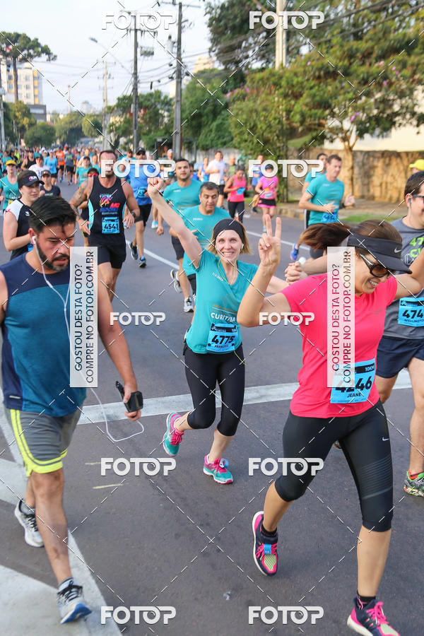 Buy your photos of the eventMeia Maratona Internacional de Curitiba 2018 on Fotop