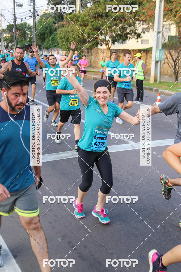 Buy your photos of the eventMeia Maratona Internacional de Curitiba 2018 on Fotop