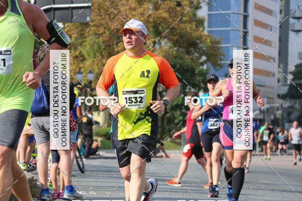 Buy your photos of the eventMeia Maratona Internacional de Curitiba 2018 on Fotop