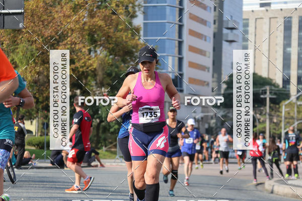 Buy your photos of the eventMeia Maratona Internacional de Curitiba 2018 on Fotop