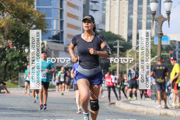 Buy your photos of the eventMeia Maratona Internacional de Curitiba 2018 on Fotop