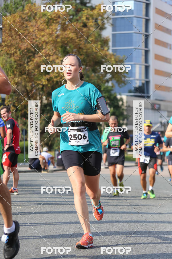 Buy your photos of the eventMeia Maratona Internacional de Curitiba 2018 on Fotop