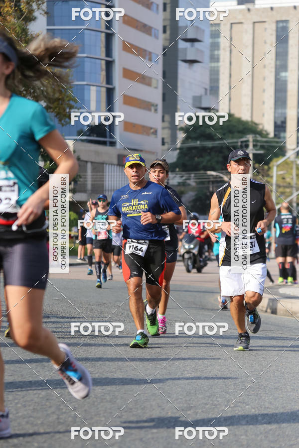 Buy your photos of the eventMeia Maratona Internacional de Curitiba 2018 on Fotop