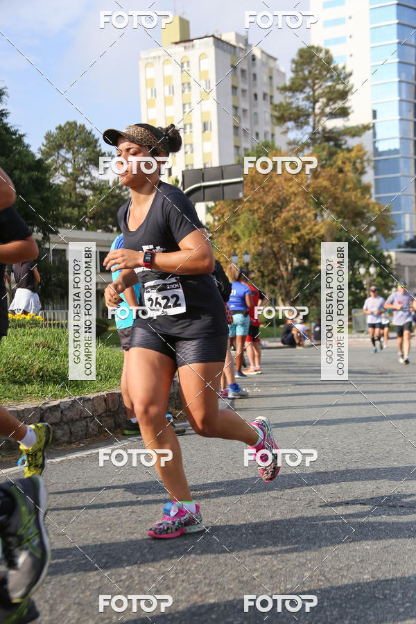 Buy your photos of the eventMeia Maratona Internacional de Curitiba 2018 on Fotop