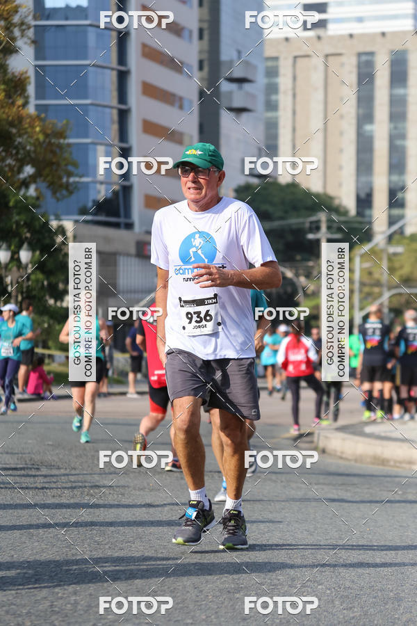 Buy your photos of the eventMeia Maratona Internacional de Curitiba 2018 on Fotop
