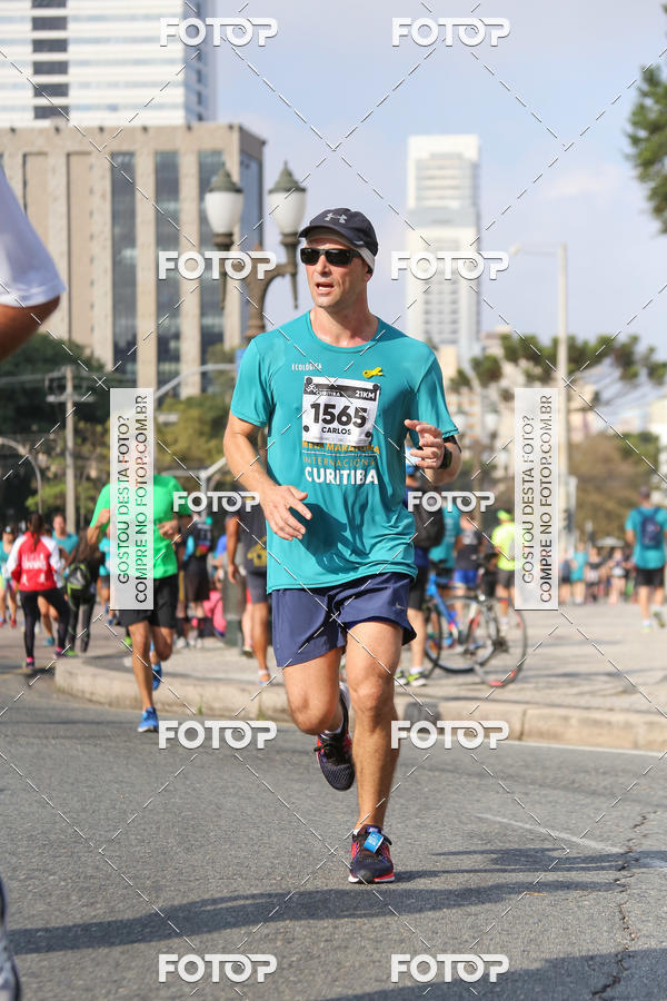 Buy your photos of the eventMeia Maratona Internacional de Curitiba 2018 on Fotop