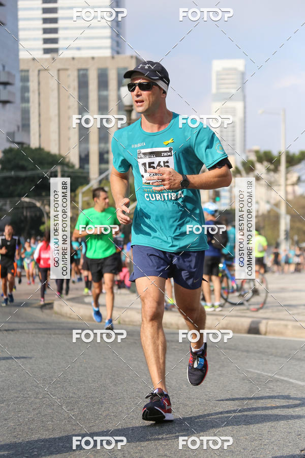Buy your photos of the eventMeia Maratona Internacional de Curitiba 2018 on Fotop