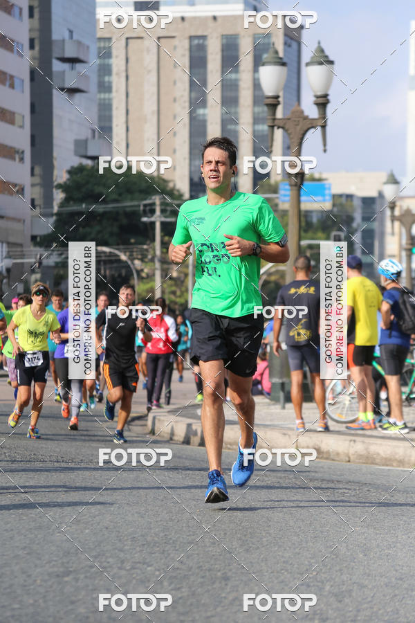 Buy your photos of the eventMeia Maratona Internacional de Curitiba 2018 on Fotop