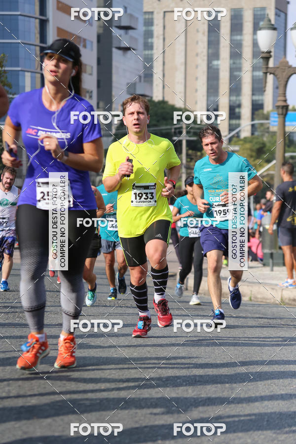 Buy your photos of the eventMeia Maratona Internacional de Curitiba 2018 on Fotop