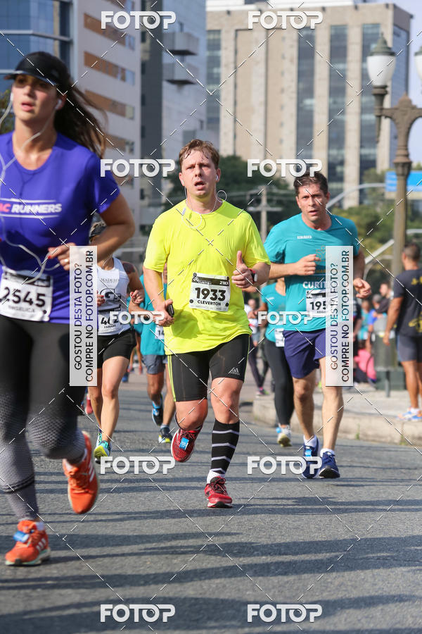 Buy your photos of the eventMeia Maratona Internacional de Curitiba 2018 on Fotop