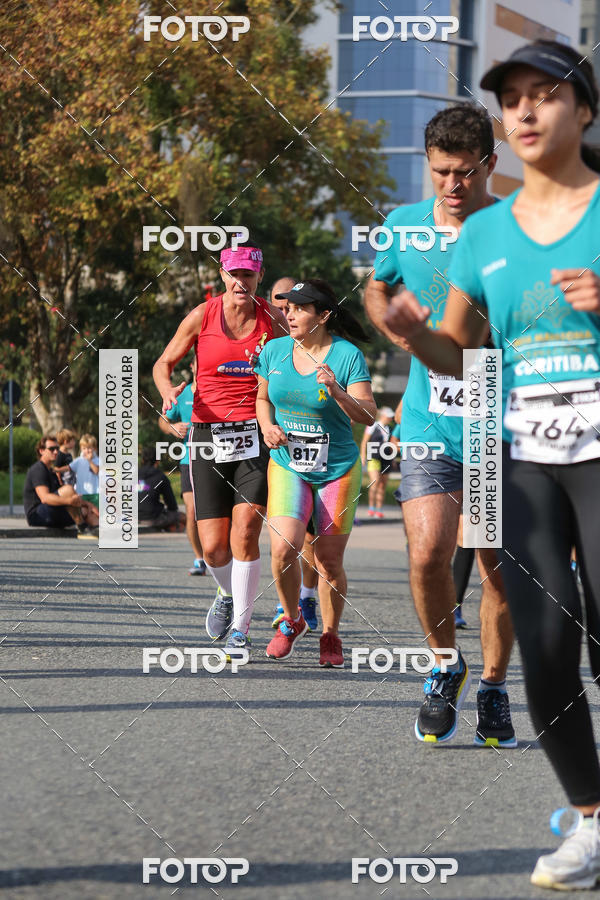 Buy your photos of the eventMeia Maratona Internacional de Curitiba 2018 on Fotop