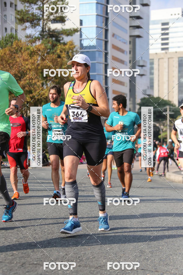 Buy your photos of the eventMeia Maratona Internacional de Curitiba 2018 on Fotop