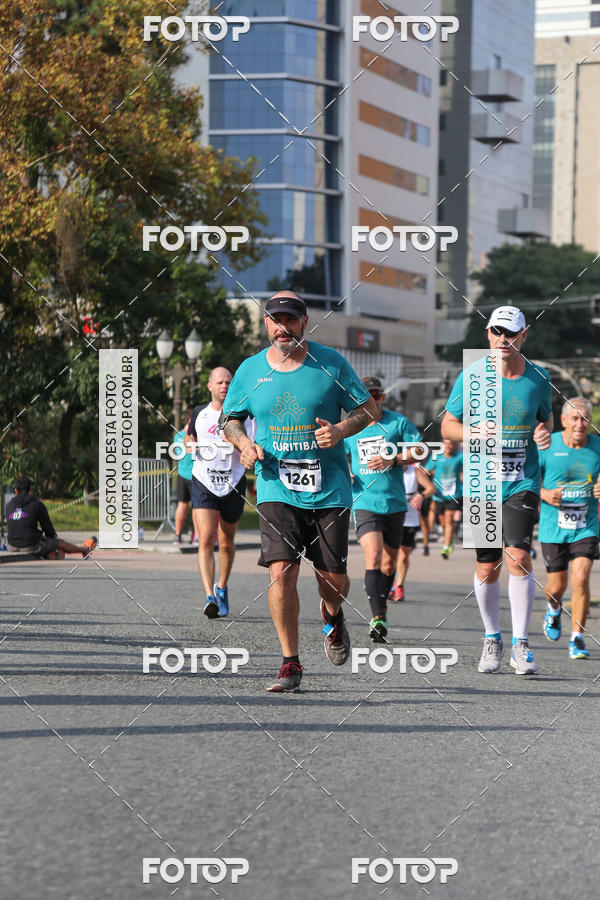 Buy your photos of the eventMeia Maratona Internacional de Curitiba 2018 on Fotop