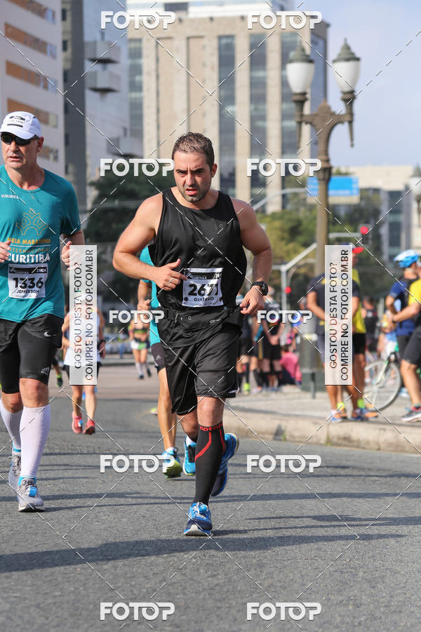 Buy your photos of the eventMeia Maratona Internacional de Curitiba 2018 on Fotop