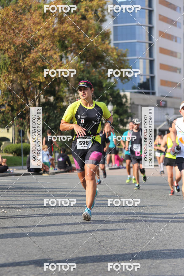 Buy your photos of the eventMeia Maratona Internacional de Curitiba 2018 on Fotop