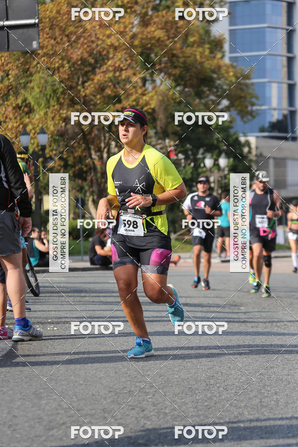Buy your photos of the eventMeia Maratona Internacional de Curitiba 2018 on Fotop