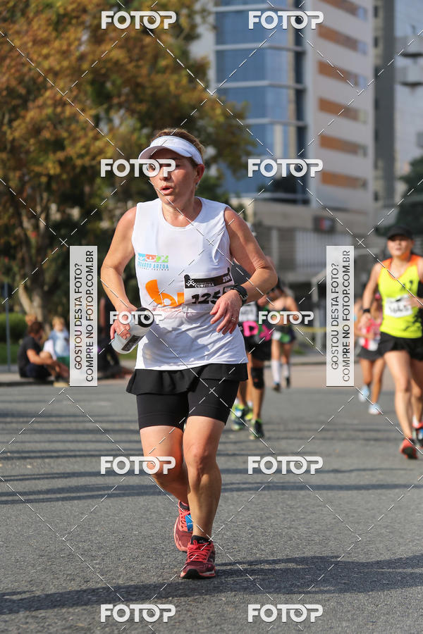 Buy your photos of the eventMeia Maratona Internacional de Curitiba 2018 on Fotop