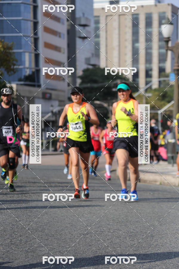 Buy your photos of the eventMeia Maratona Internacional de Curitiba 2018 on Fotop