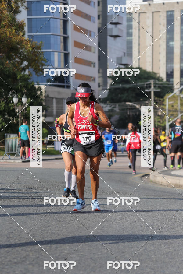 Buy your photos of the eventMeia Maratona Internacional de Curitiba 2018 on Fotop